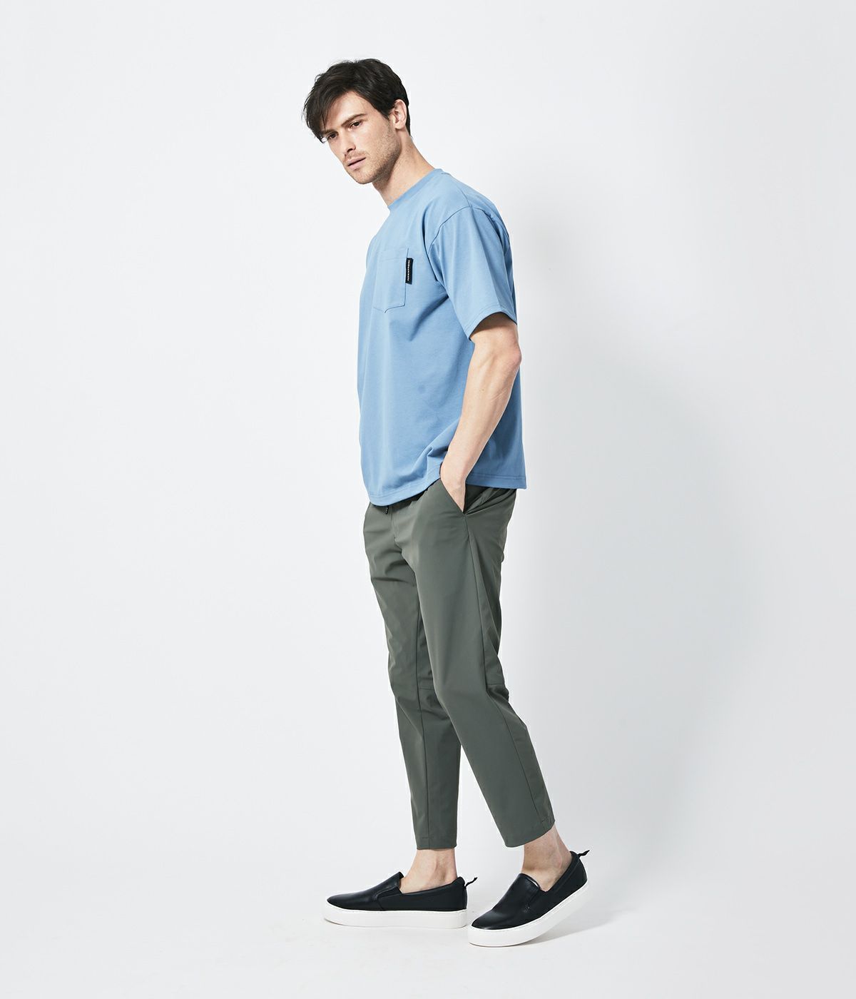 P10 TUCK LESS EASY PANTS | junhashimoto（ジュンハシモト）Official