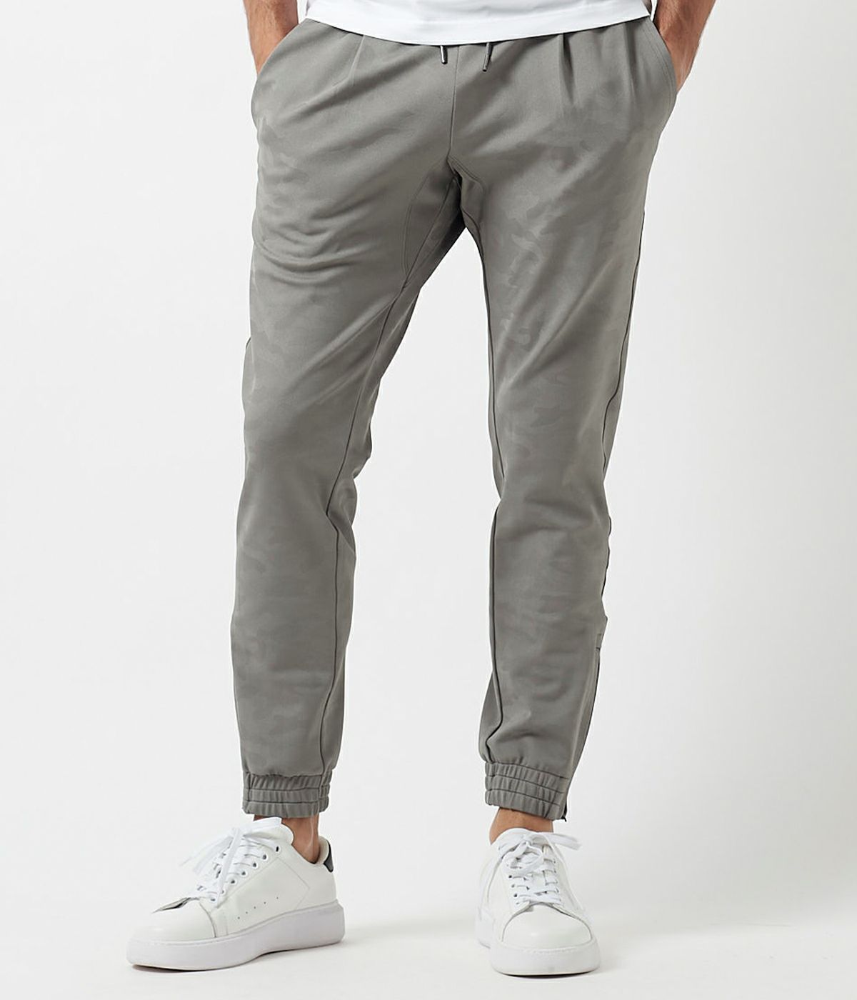 GATHER TUCK PANTS -EMBOSS CAMO- | junhashimoto（ジュンハシモト 